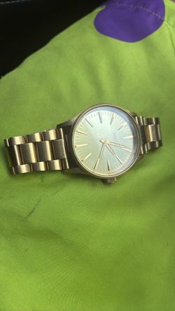 Nixon Watch