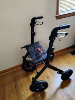Folding 4-Wheel Rollator Walker