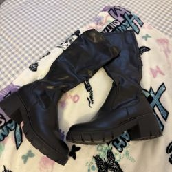 Black Boots