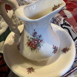 Vintage 50’s Athena Pottery Pitcher And Basin Made In USA