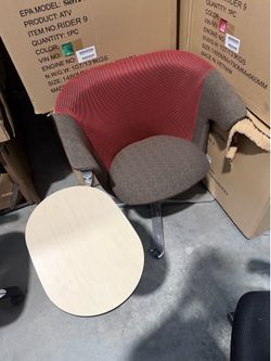 Steelcase i2i Swivel Lounge Chair with Attached Table (2 Available)