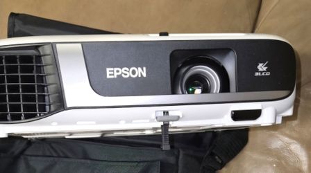 EPSON Laptop Media Projector $100.00