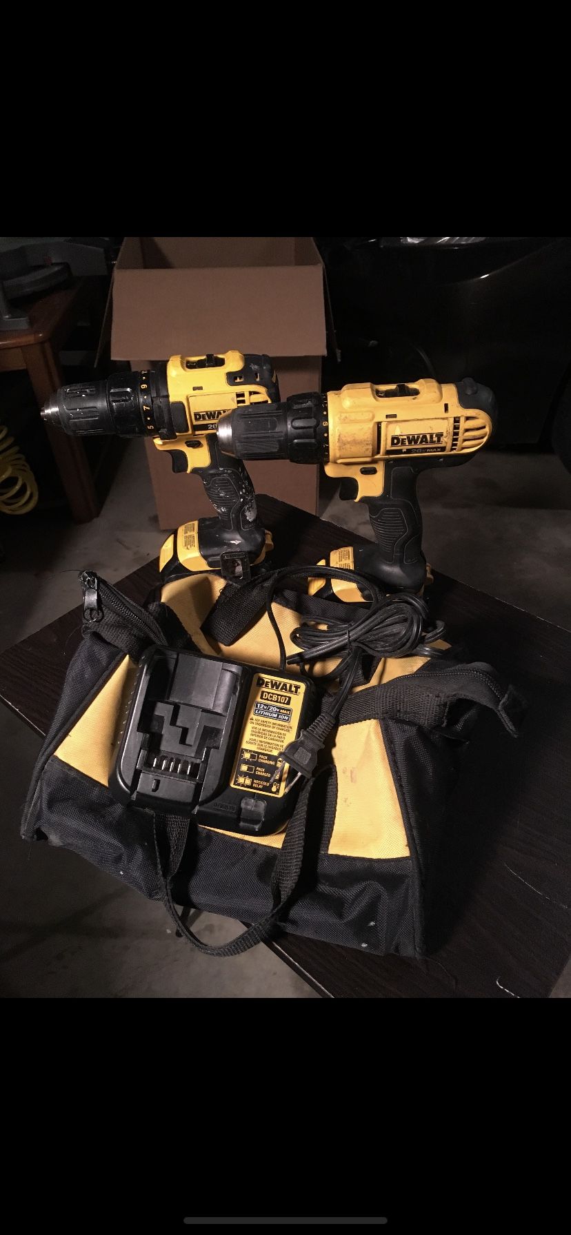 Drills set 18 volts dewalt