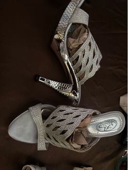 Silver heels 10