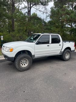 2004 Ford Explorer Sport Trac