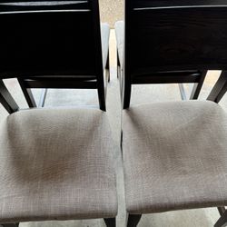 Set Of 4 Chairs