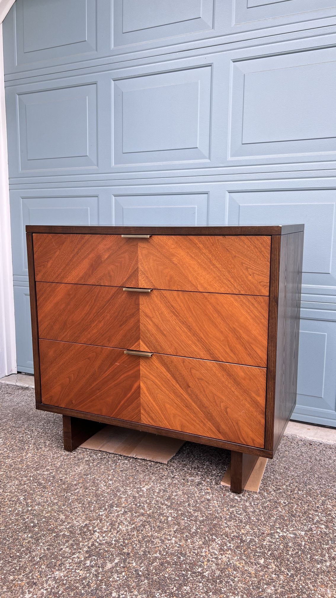 🪵 West Elm 3-Drawer Dresser – 36 x 18 x 34.5