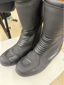 Fly Racing Milepost motorcycle boots, designed for street riding with built-in ankle, shin, and toe protection