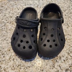 Kids Crocs size 12c