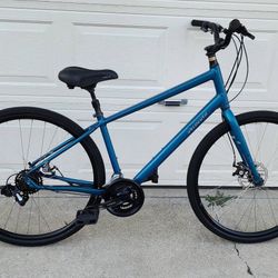 2023 Specialized Crossroads 2.0 - Great Condition