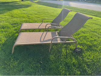 Patio lounge chairs