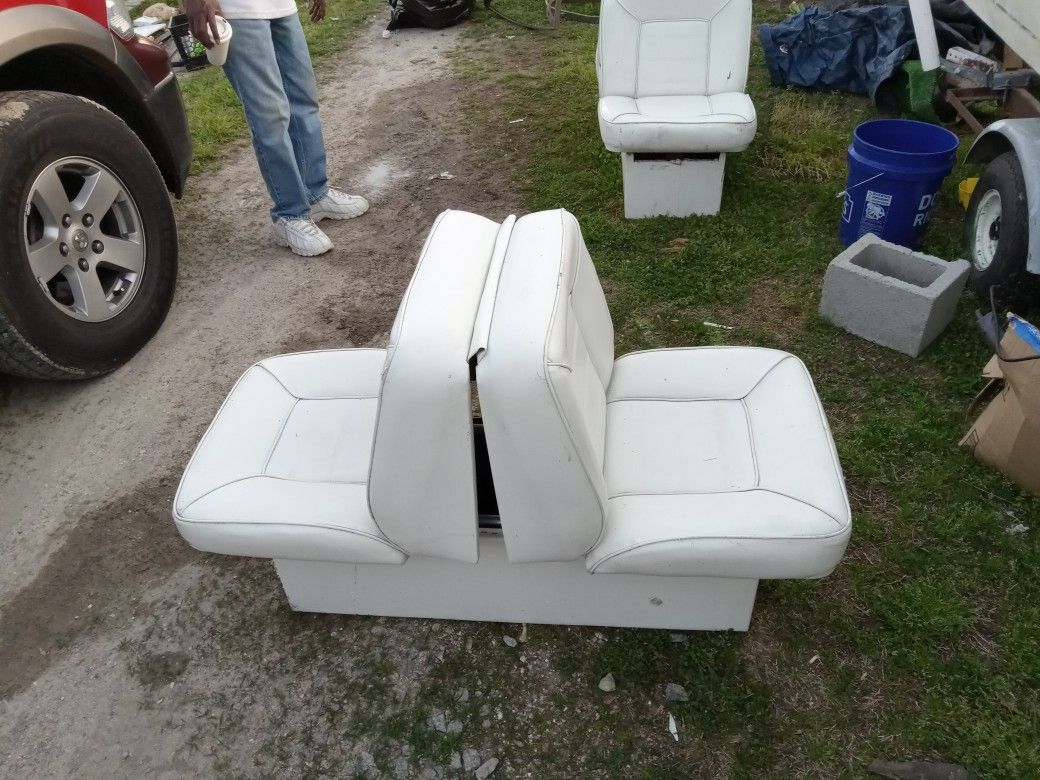 Back To Baçk Boat Seats
