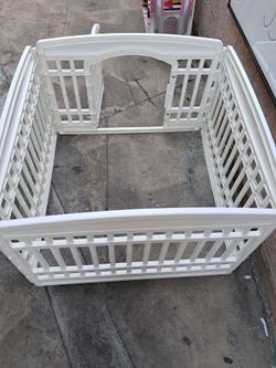 Pet play pen