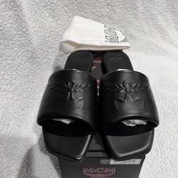 MCM Leather Sandals