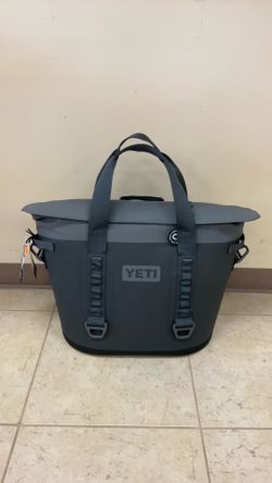 YETI HOPPER M30 SOFT COOLER (CHARCOAL).