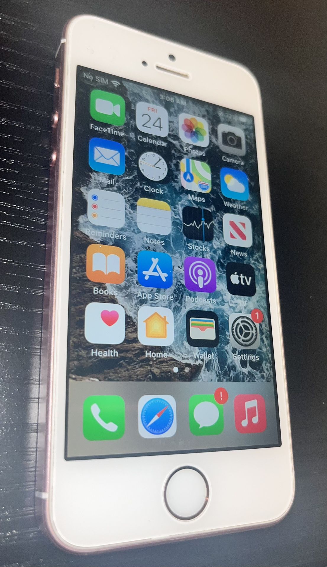 iPhone SE First Gen Unlocked 