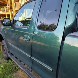2000 Ford F-150 Lariat