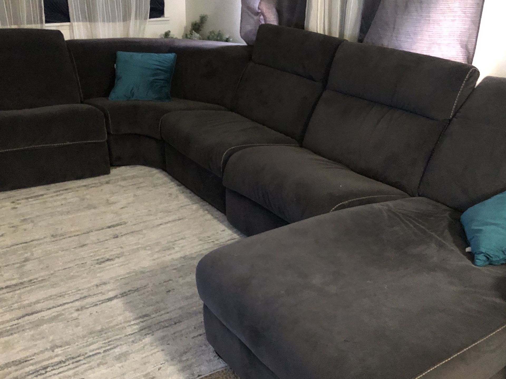 Dual Power Reclining Sectional