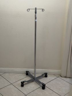 I. V Stand