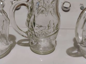 Vintage '70s frosty root beer mugs