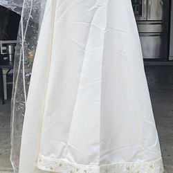 Maggie Sottero 2-Piece Ivory Corset Style Wedding Dress With Veil