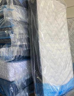 🚨 Ideal Brand NEW Mattresses – Queen, King, Full, Twin & Twin XL 🛌 Take Home Today for Just $15 Down – 0% Interest – No Credit Needed!