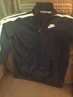 Nike jacket large kids