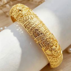 18K Dubai Gold plated open bracelet, luxury bridal wedding Daily Wear Brand New
