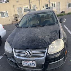 2008 VOLKSWAGEN Jetta Complete Or Parts