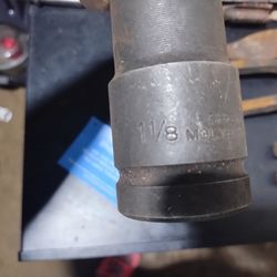 LG Socket 