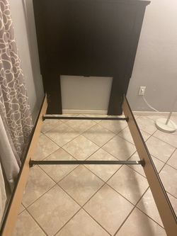 Twin Bed Used Comes With Everything In The Pictures