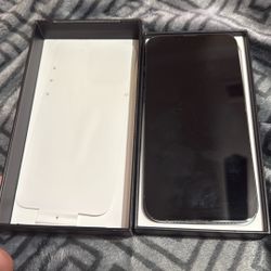 iPhone 13 Pro Max 256 Gig Unlocked 