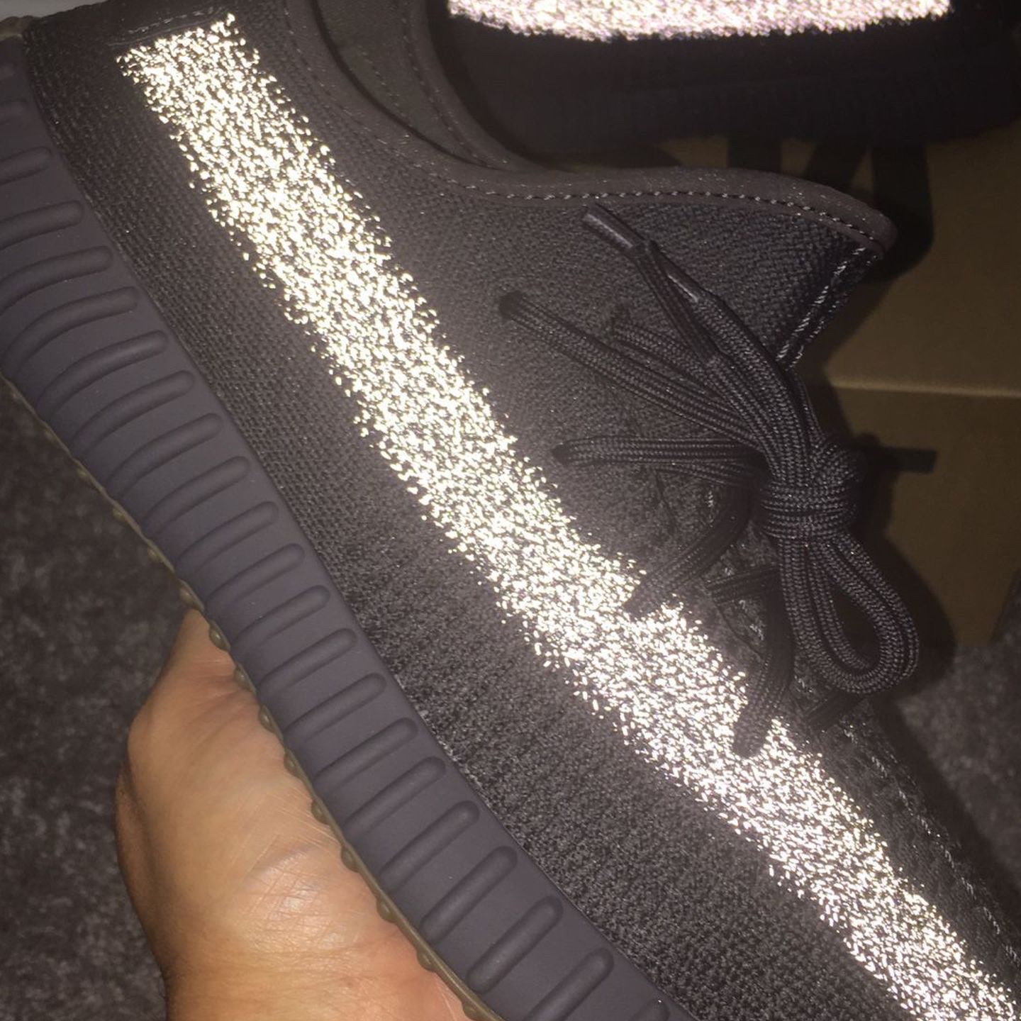 Adidas Yeezy Boost 350 V2 Cinder ( Reflective ) Size 11 Deadstock FREE Socks