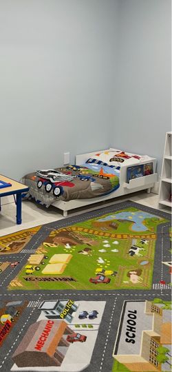 Toddler Bed with Newton Baby Mattress
