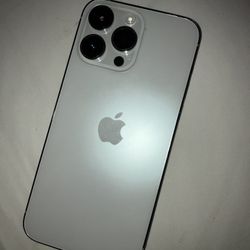 Apple iPhone 14