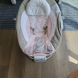 Soothing Bouncer/vibration Infant Seat