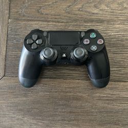 PS4 Controller 