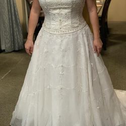 Wedding Dress For sale