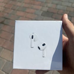 AirPods 3rd gen white