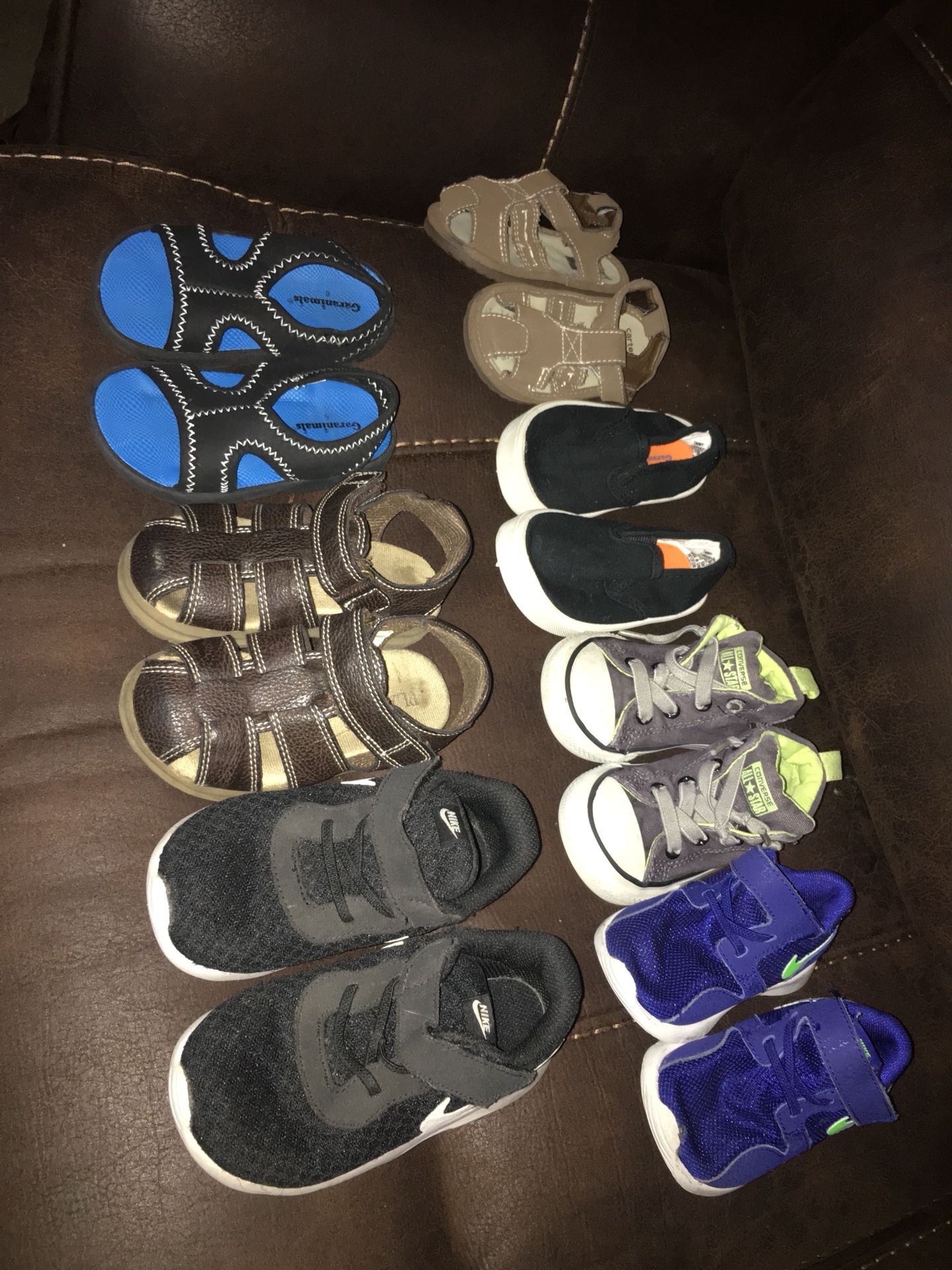 Little boys shoes size 3-8c
