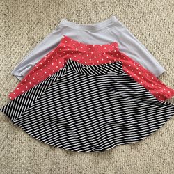 3 pcs Girls’ Skirts Size S