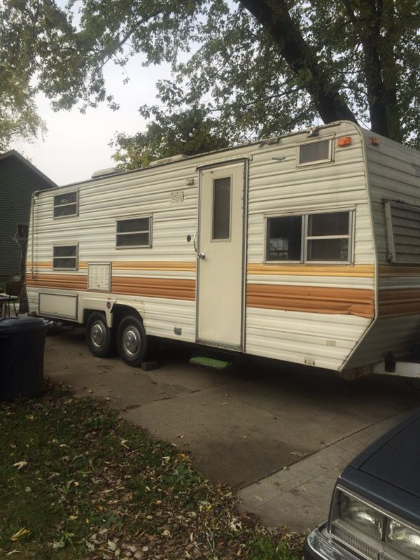 24ft Camper for sale $500 takes it! Must Sell!