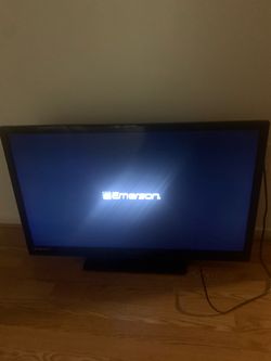 36 inch Emerson LED HDMI T.V with HD Roku streamer