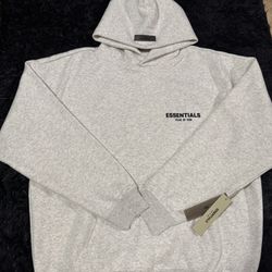 Essential Hoodie 