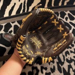 Rawlings Gold Baseball Glove