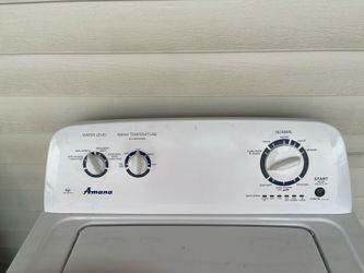 Frigidaire Gas dryer with multiple settings.