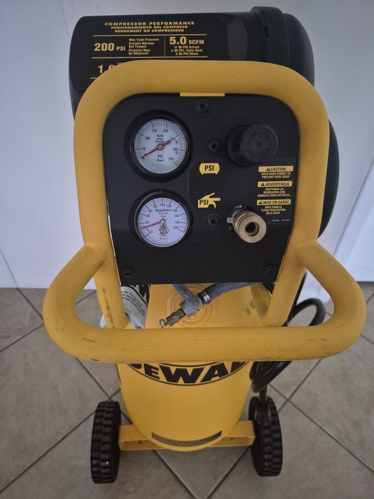 DEWALT D55168 air compressor