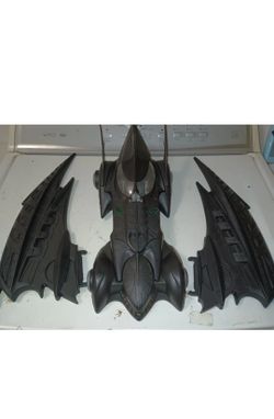 Vintage DC Comics Batmobile 1995  Hasbro Tonka  Pre-Owned