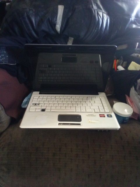 HP Laptop Works Great With Charger