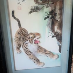 
Shenyang feather art from china. Vintage tiger, feather, art and shadow box with glass casing